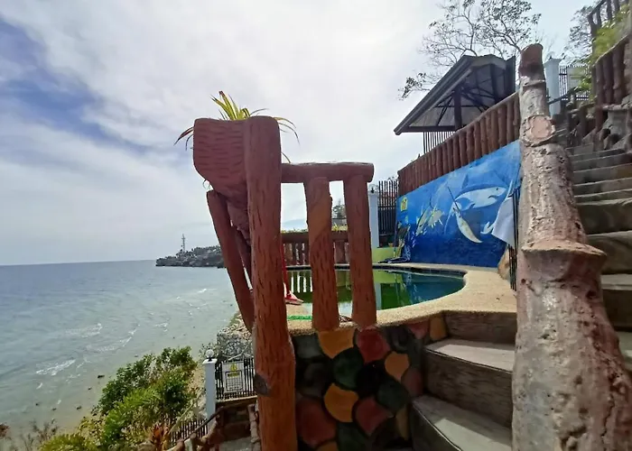 Resort Cliff By Hiverooms
